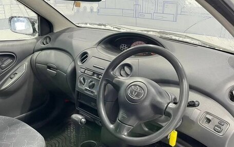 Toyota Vitz, 2004 год, 370 000 рублей, 2 фотография