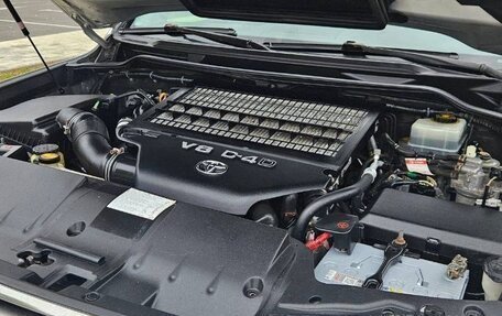 Toyota Land Cruiser 200, 2008 год, 2 320 000 рублей, 6 фотография