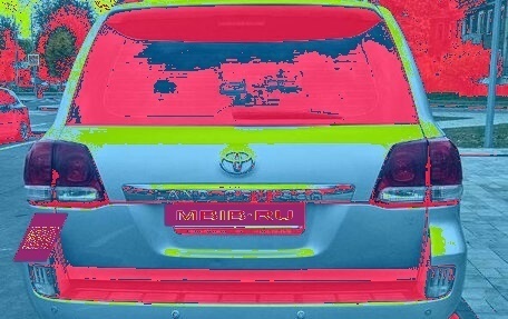 Toyota Land Cruiser 200, 2008 год, 2 320 000 рублей, 4 фотография