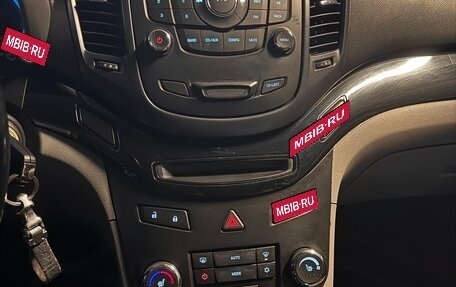 Chevrolet Orlando I, 2012 год, 999 000 рублей, 9 фотография