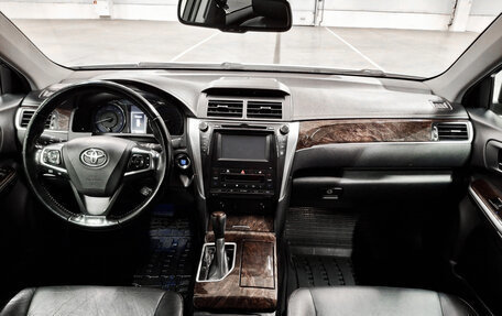 Toyota Camry, 2016 год, 1 950 000 рублей, 17 фотография