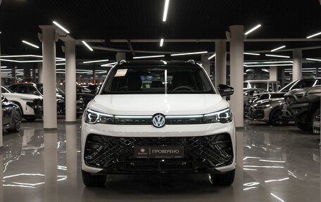 Volkswagen Tiguan, 2025 год, 5 050 000 рублей, 3 фотография