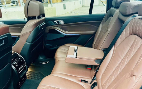 BMW X7, 2020 год, 8 999 999 рублей, 17 фотография