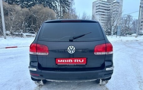 Volkswagen Touareg III, 2006 год, 640 000 рублей, 5 фотография