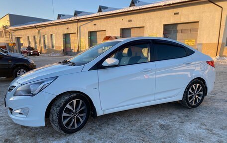 Hyundai Solaris II рестайлинг, 2015 год, 1 170 000 рублей, 4 фотография