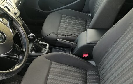 Volkswagen Polo VI (EU Market), 2015 год, 10 фотография