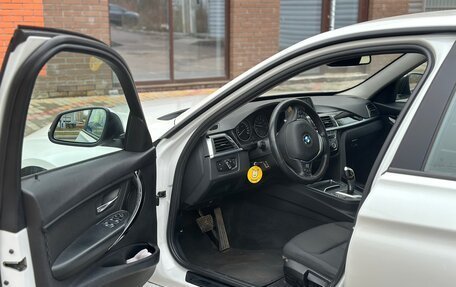 BMW 3 серия, 2016 год, 1 550 000 рублей, 14 фотография