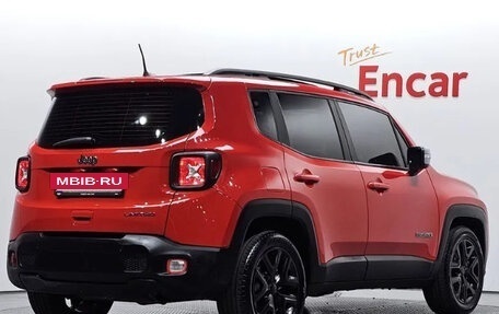 Jeep Renegade I рестайлинг, 2022 год, 2 120 000 рублей, 2 фотография