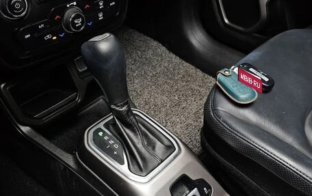 Jeep Renegade I рестайлинг, 2022 год, 2 120 000 рублей, 7 фотография