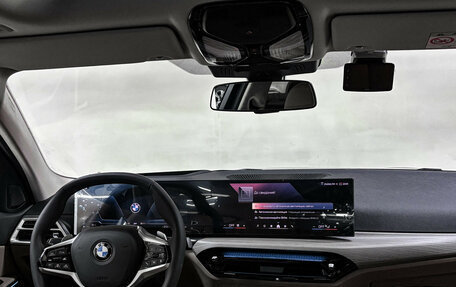 BMW 3 серия, 2024 год, 5 654 000 рублей, 14 фотография