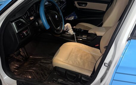 BMW 3 серия, 2018 год, 2 200 000 рублей, 11 фотография