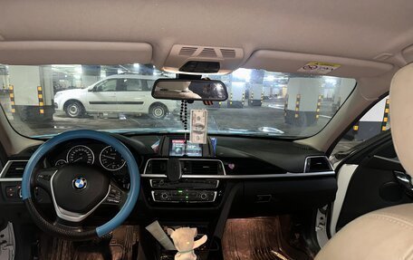 BMW 3 серия, 2018 год, 2 200 000 рублей, 12 фотография