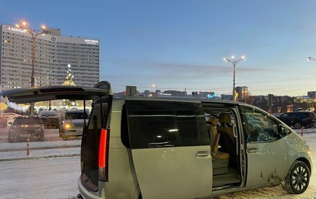 Hyundai Staria, 2021 год, 4 900 000 рублей, 4 фотография