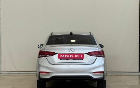 Hyundai Solaris II рестайлинг, 2017 год, 1 357 000 рублей, 8 фотография