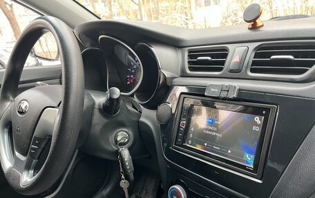 KIA Rio III рестайлинг, 2016 год, 1 000 000 рублей, 10 фотография