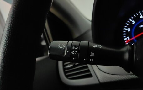 Hyundai Solaris II рестайлинг, 2015 год, 878 000 рублей, 19 фотография