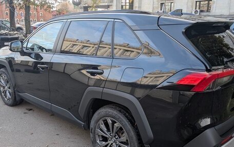 Toyota RAV4, 2023 год, 4 050 000 рублей, 9 фотография