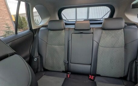 Toyota RAV4, 2023 год, 4 050 000 рублей, 13 фотография