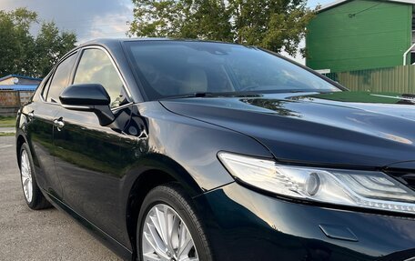 Toyota Camry, 2018 год, 2 700 000 рублей, 7 фотография