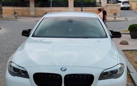 BMW 5 серия, 2012 год, 1 680 000 рублей, 2 фотография