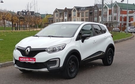 Renault Kaptur I рестайлинг, 2019 год, 1 200 000 рублей, 1 фотография
