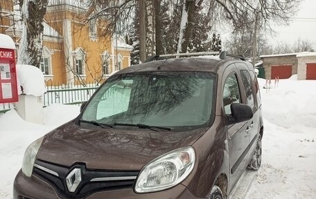 Renault Kangoo II рестайлинг, 2013 год, 980 000 рублей, 2 фотография