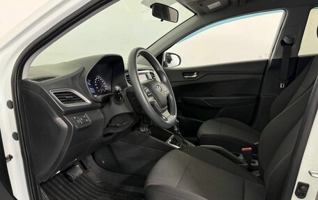 Hyundai Solaris II рестайлинг, 2019 год, 1 320 000 рублей, 6 фотография