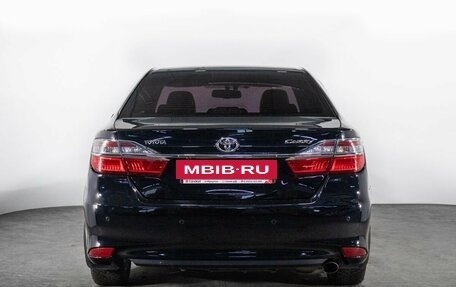 Toyota Camry, 2015 год, 2 099 000 рублей, 3 фотография