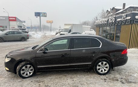 Skoda Superb III рестайлинг, 2012 год, 830 000 рублей, 4 фотография