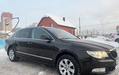 Skoda Superb III рестайлинг, 2012 год, 830 000 рублей, 6 фотография