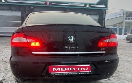 Skoda Superb III рестайлинг, 2012 год, 830 000 рублей, 9 фотография