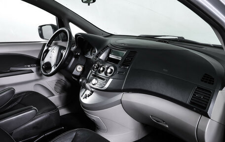 Mitsubishi Grandis, 2008 год, 797 000 рублей, 11 фотография