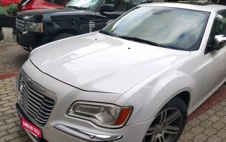 Chrysler 300C II, 2011 год, 3 200 000 рублей, 2 фотография