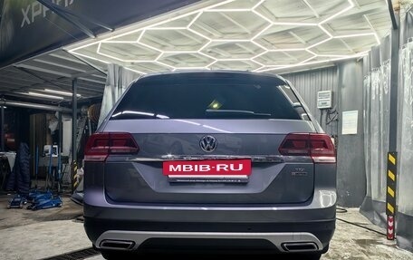 Volkswagen Teramont I, 2018 год, 3 220 000 рублей, 3 фотография