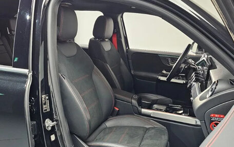 Mercedes-Benz GLB AMG, 2023 год, 6 400 000 рублей, 8 фотография