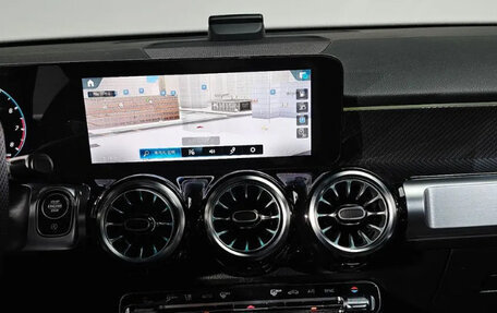 Mercedes-Benz GLB AMG, 2023 год, 6 400 000 рублей, 11 фотография