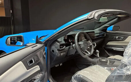 Ford Mustang, 2025 год, 13 550 000 рублей, 9 фотография