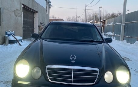 Mercedes-Benz E-Класс, 1999 год, 360 000 рублей, 1 фотография