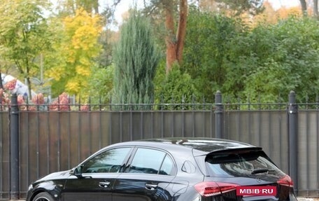 Mercedes-Benz A-Класс AMG, 2022 год, 5 750 000 рублей, 2 фотография