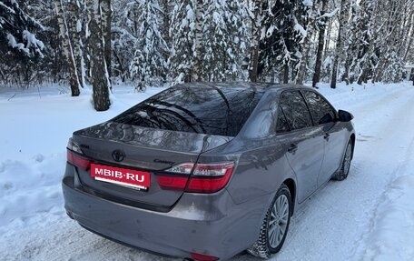 Toyota Camry, 2016 год, 2 400 000 рублей, 5 фотография