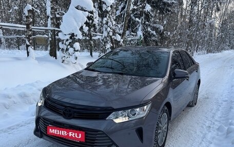 Toyota Camry, 2016 год, 2 400 000 рублей, 3 фотография