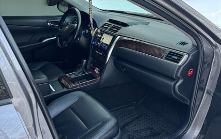 Toyota Camry, 2016 год, 2 400 000 рублей, 11 фотография