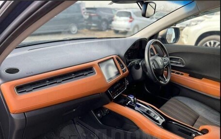 Honda Vezel, 2017 год, 1 450 000 рублей, 12 фотография