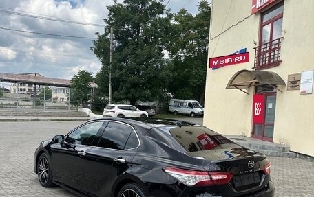 Toyota Camry, 2020 год, 2 950 000 рублей, 5 фотография