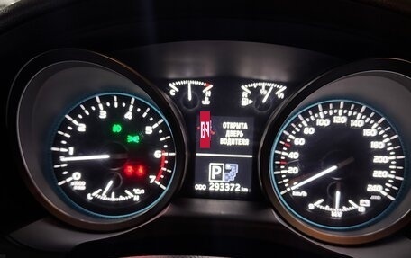 Toyota Land Cruiser 200, 2013 год, 4 000 000 рублей, 6 фотография