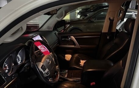 Toyota Land Cruiser 200, 2013 год, 4 000 000 рублей, 7 фотография