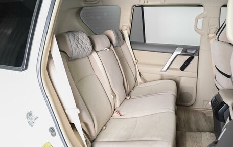 Toyota Land Cruiser Prado 150 рестайлинг 2, 2019 год, 4 770 000 рублей, 9 фотография