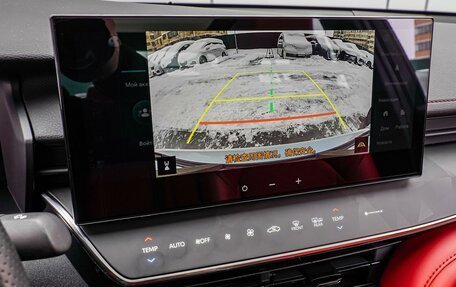 Toyota Camry, 2024 год, 3 998 000 рублей, 14 фотография