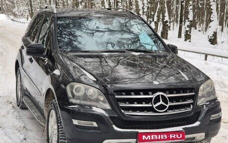 Mercedes-Benz M-Класс, 2011 год, 1 400 000 рублей, 1 фотография