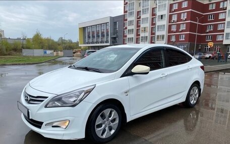 Hyundai Solaris II рестайлинг, 2015 год, 810 000 рублей, 6 фотография